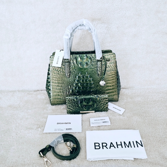 NWT Brahmin MATCHA GREEN Small Finley w/Ady Wallet - Picture 1 of 16
